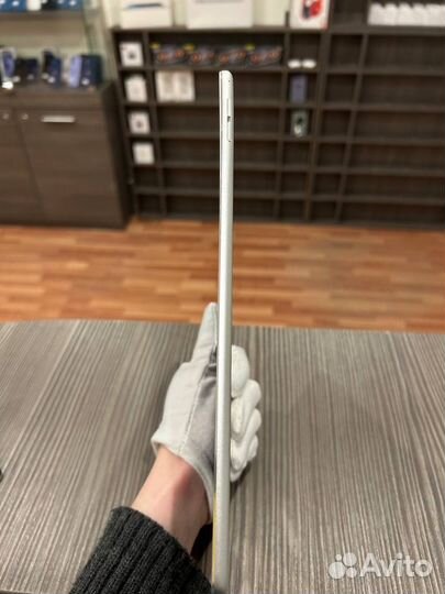 iPad air 2 серый 16 гб