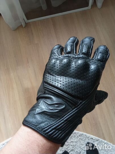 Мотоперчатки