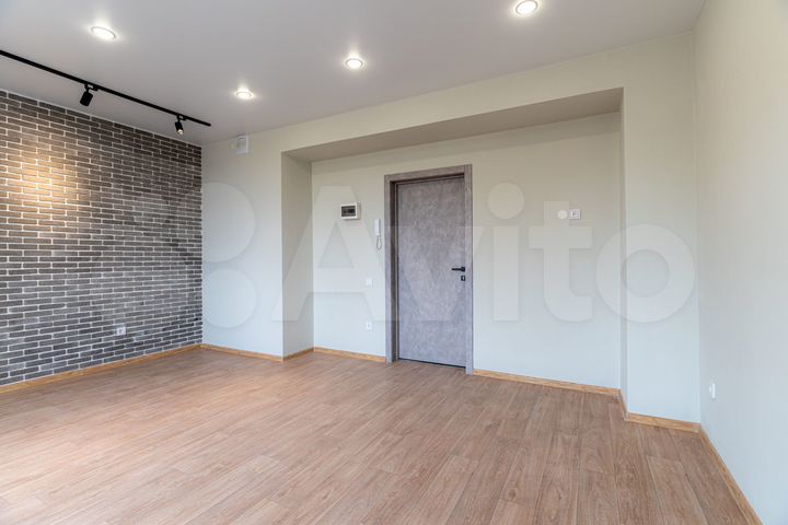 Офис с дизайнерским ремонтом 2023 года, 18 м²