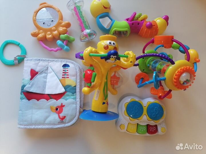 Развивающие игрушки пакетом