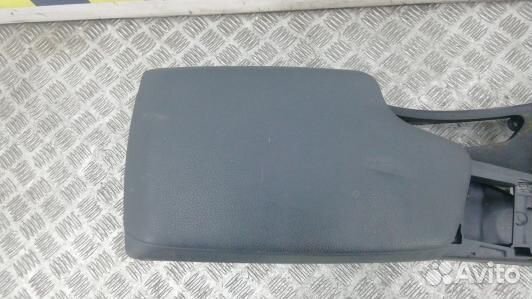 Подлокотник центральный BMW 3 F30/F31 (3BA11IX01)