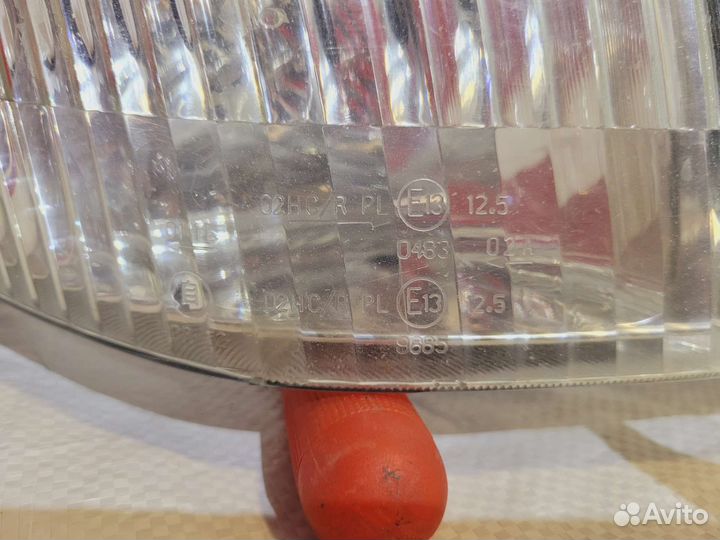 Фара Ford escape 2004г. R