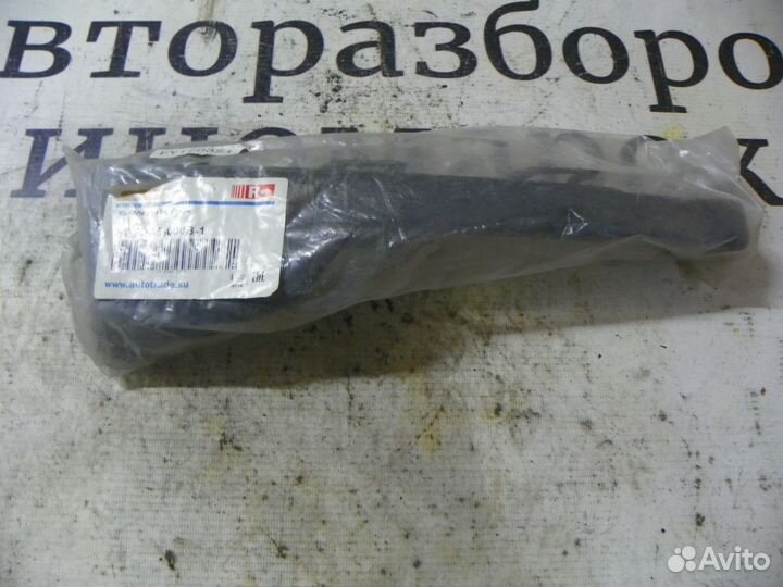 Кронштейн переднего бампера правый Ford Focus