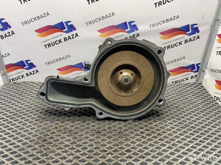 21969183 Насос водяной (помпа)