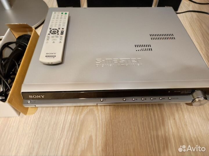 Домашний кинотеатр Sony hcd-dz555M