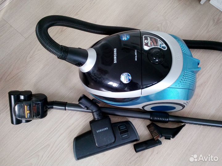 Пылесос с аквафильтром Samsung Aquatic sd9450 б/у