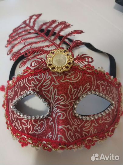 Маски маскарадные новогодние