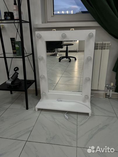 Гримерное зеркало