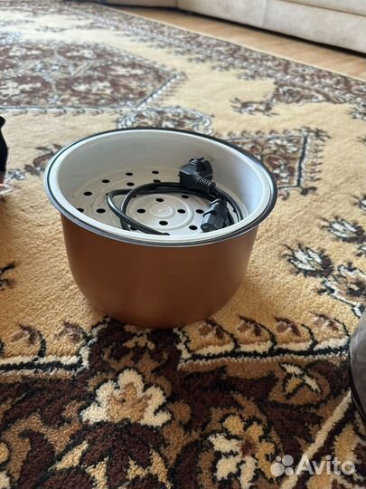 Мультиварка Redmond с выпечкой