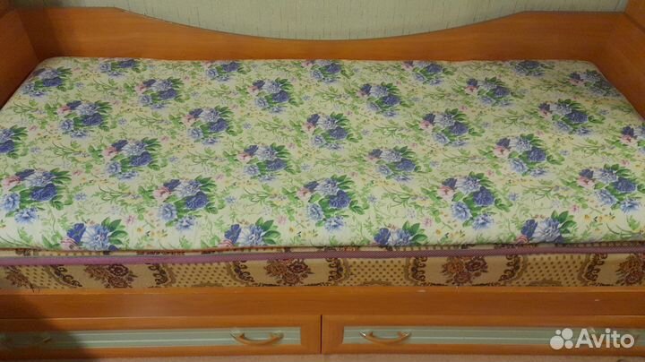 Гарнитур для детской