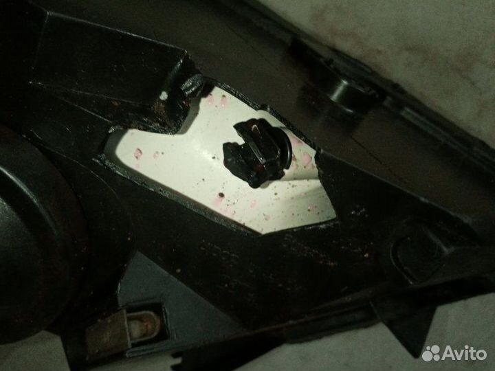 Фара передняя правая Volkswagen Passat B6 CAX 2008