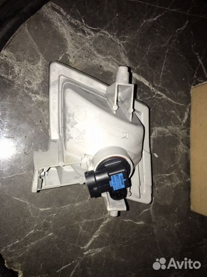 Противотуманная фара Mazda 6 gh