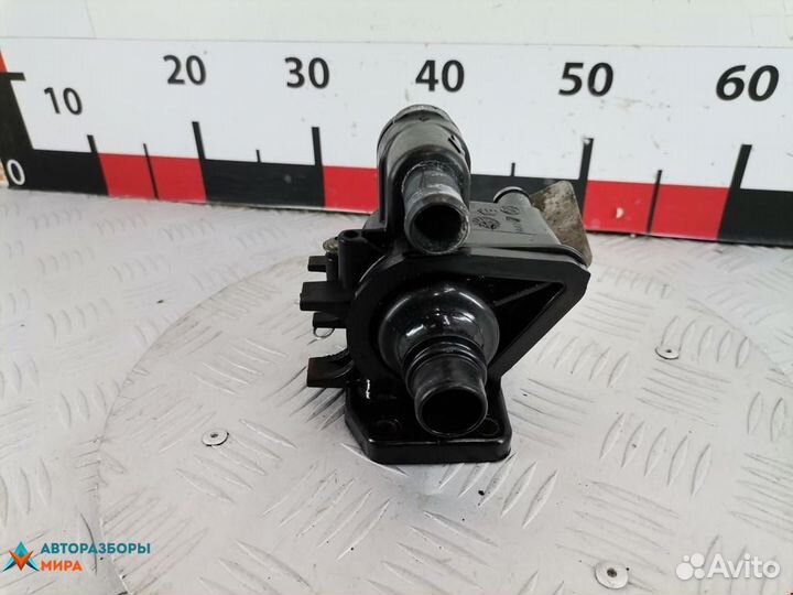 Корпус термостата Ford Fiesta 5 2005 1633908