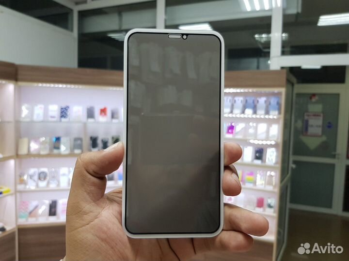 Защитное стекло iPhone 11 Pro Max