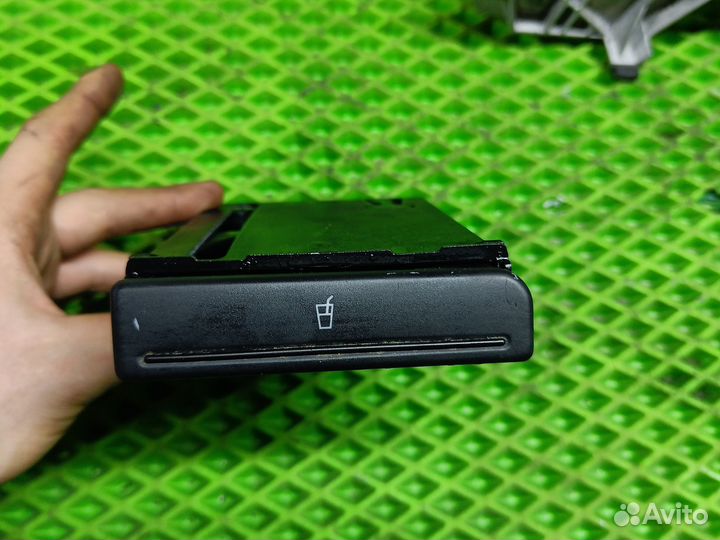 Подстаканник Audi A4 b6