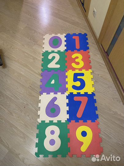 Развивающий коврик для малышей
