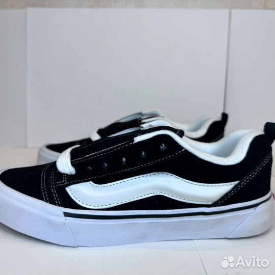 Кроссовки Vans knu skool