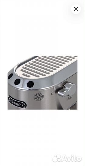 DeLonghi Рожковая кофеварка EC685. M