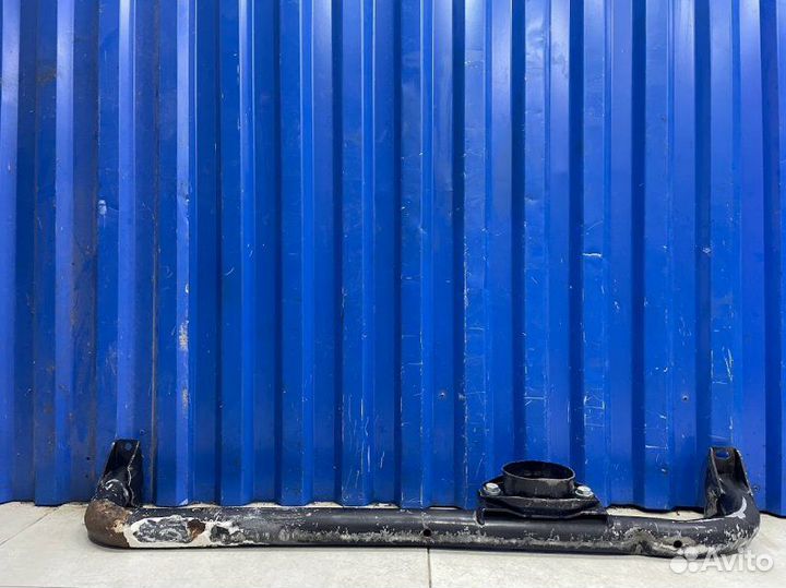 Балка подмоторная Audi 100 C4 2.3 AAR 1991