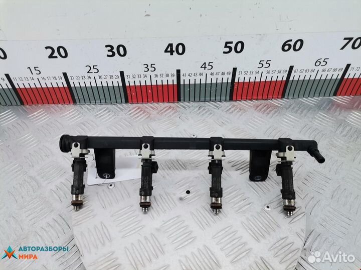 Форсунка Dacia Logan рест. 2011 1984E9