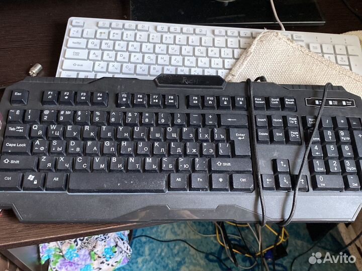 Игровая клавиатура с подсветкой