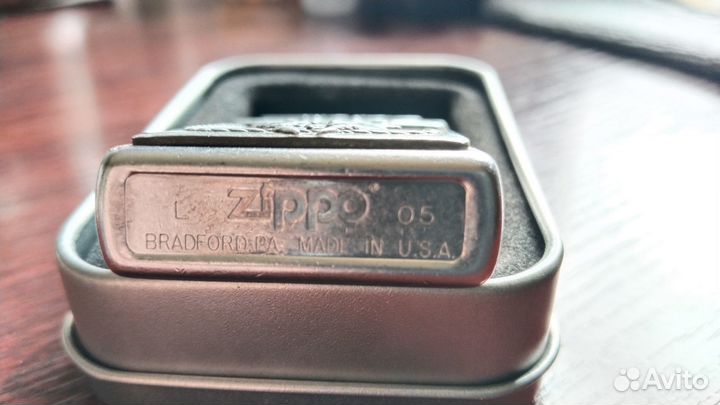 Зажигалка бензиновая zippo