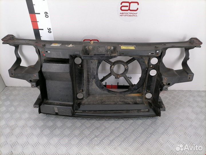 Панель передняя (телевизор) для Volkswagen Golf 3