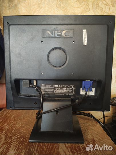 Монитор NEC AccuSync LCD 72VM 17