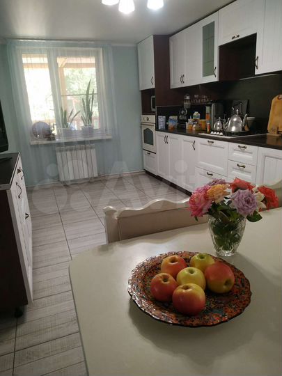 Дом 140,8 м² на участке 4,2 сот.