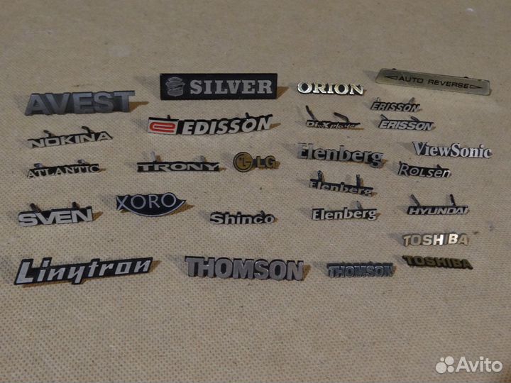 Шильдик, эмблема