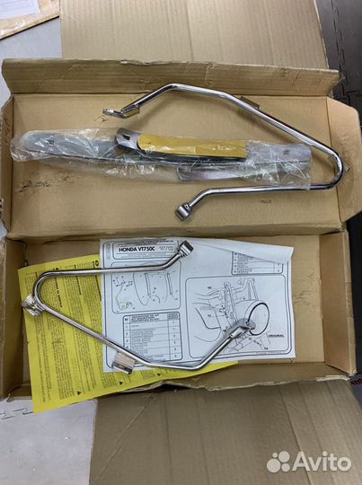 Крепление ветрового стекла Givi для Honda VT750C