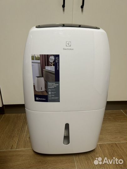 Осушитель воздуха Electrolux edh-22l