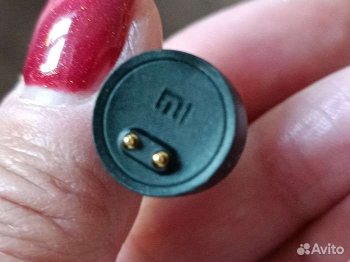 Зарядка для фитнес браслета Мi band