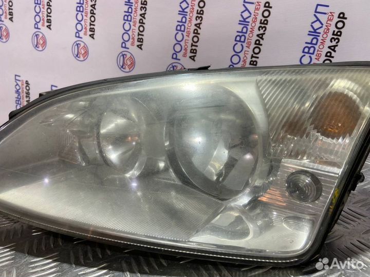 Фара левая Ford Mondeo 3