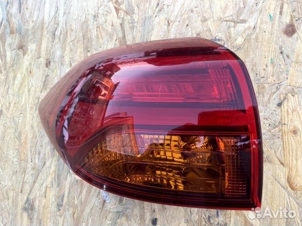 Фонарь внешний левый Hyundai Tucson 3