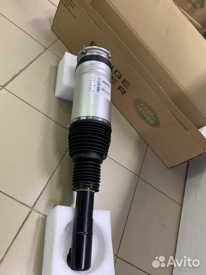 Стойка передняя правая Range Rover Voque L405