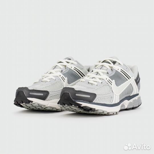 Кроссовки Nike Zoom Vomero 5 Grey White