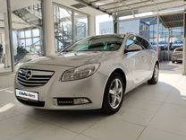 Opel Insignia 2.0 AT, 2010, 177 000 км, с пробегом, цена 1 060 000 руб.