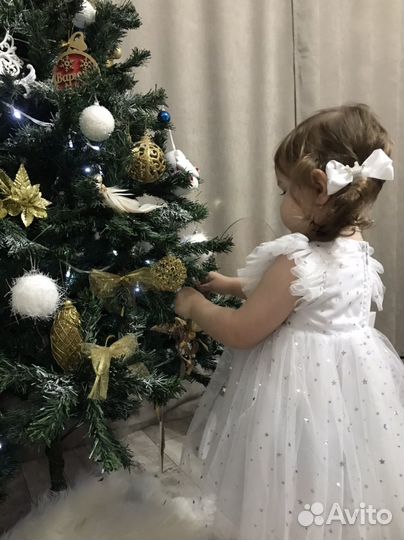 Платье для девочки праздничное