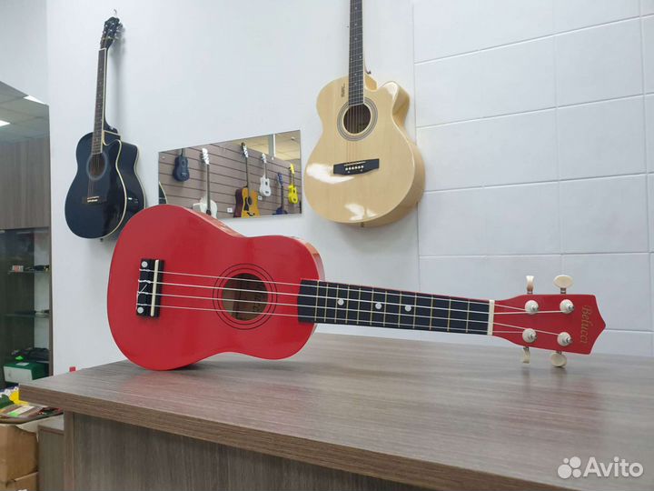 Укулеле Сопрано Red