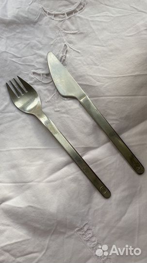 Вилка и нож авиакомпании Lufthansa