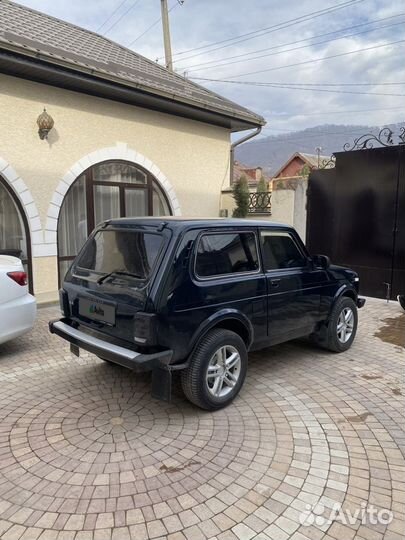 LADA 4x4 (Нива) 1.7 МТ, 2000, 150 000 км