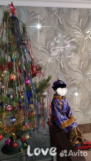 Костюм (Императора).Зайчика и Снеговика