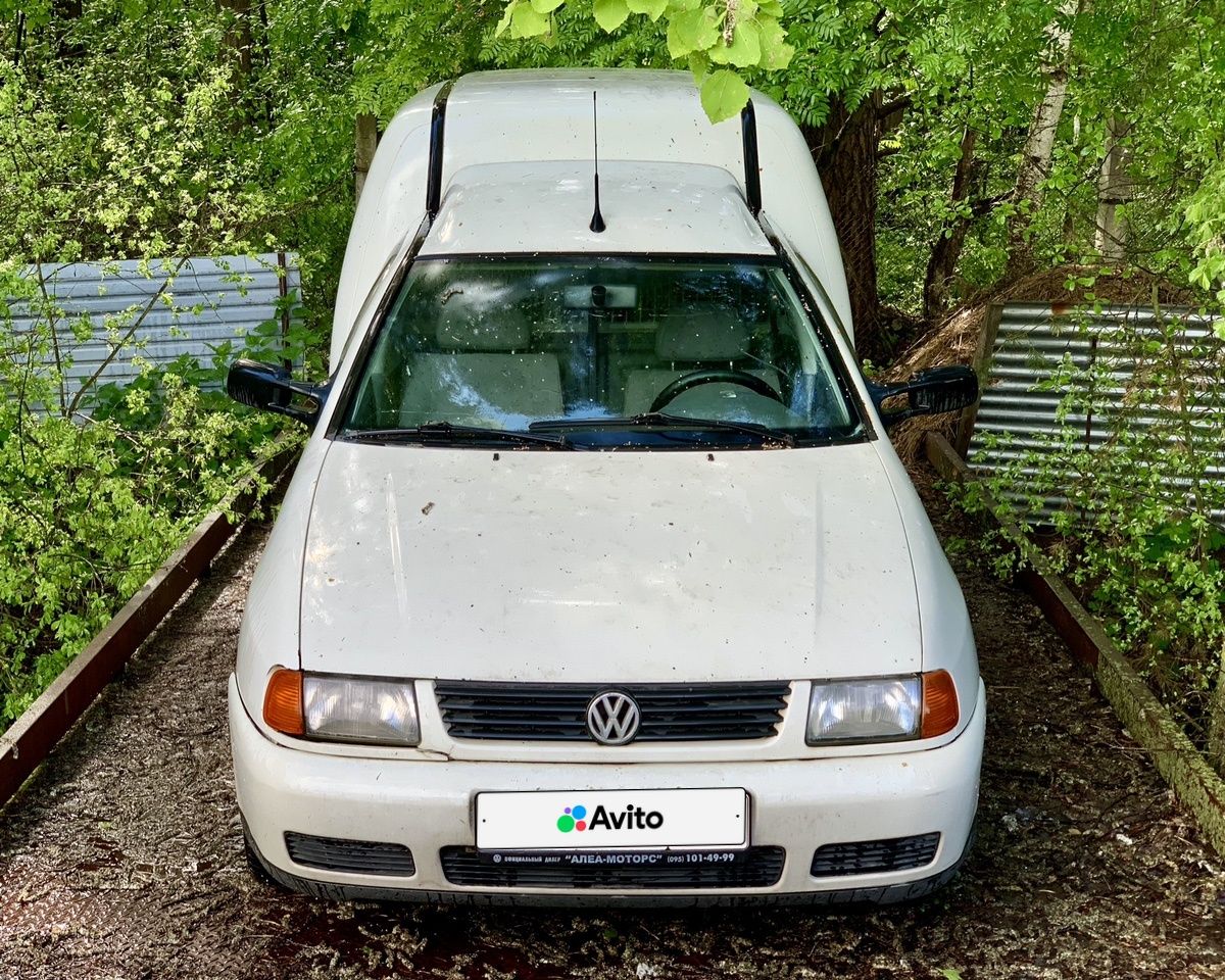 Volkswagen Caddy: фото владельца