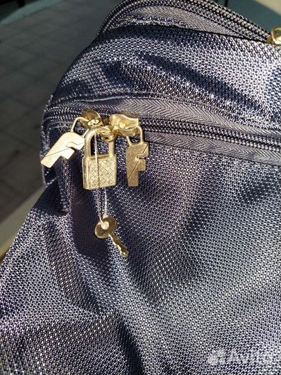 Баул хоккейный детский на колёсах