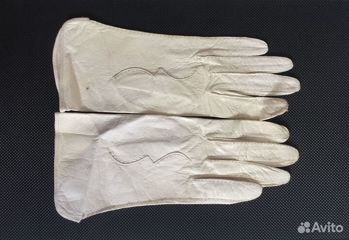 Перчатки старинные