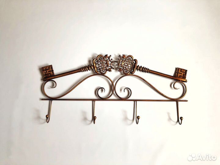 Вешалка настенная новая металлическая