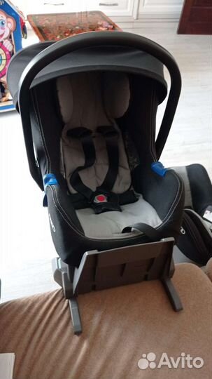 Комплект детских автокресел Audi