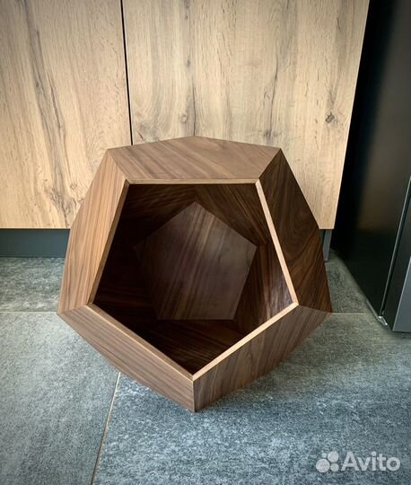 Домик для кошки, журнальный стол