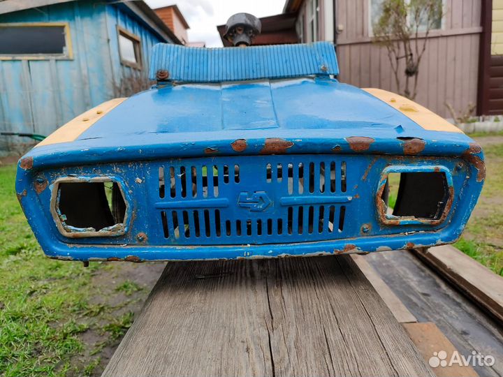 Детская педальная машинка Радуга М2-77 из СССР